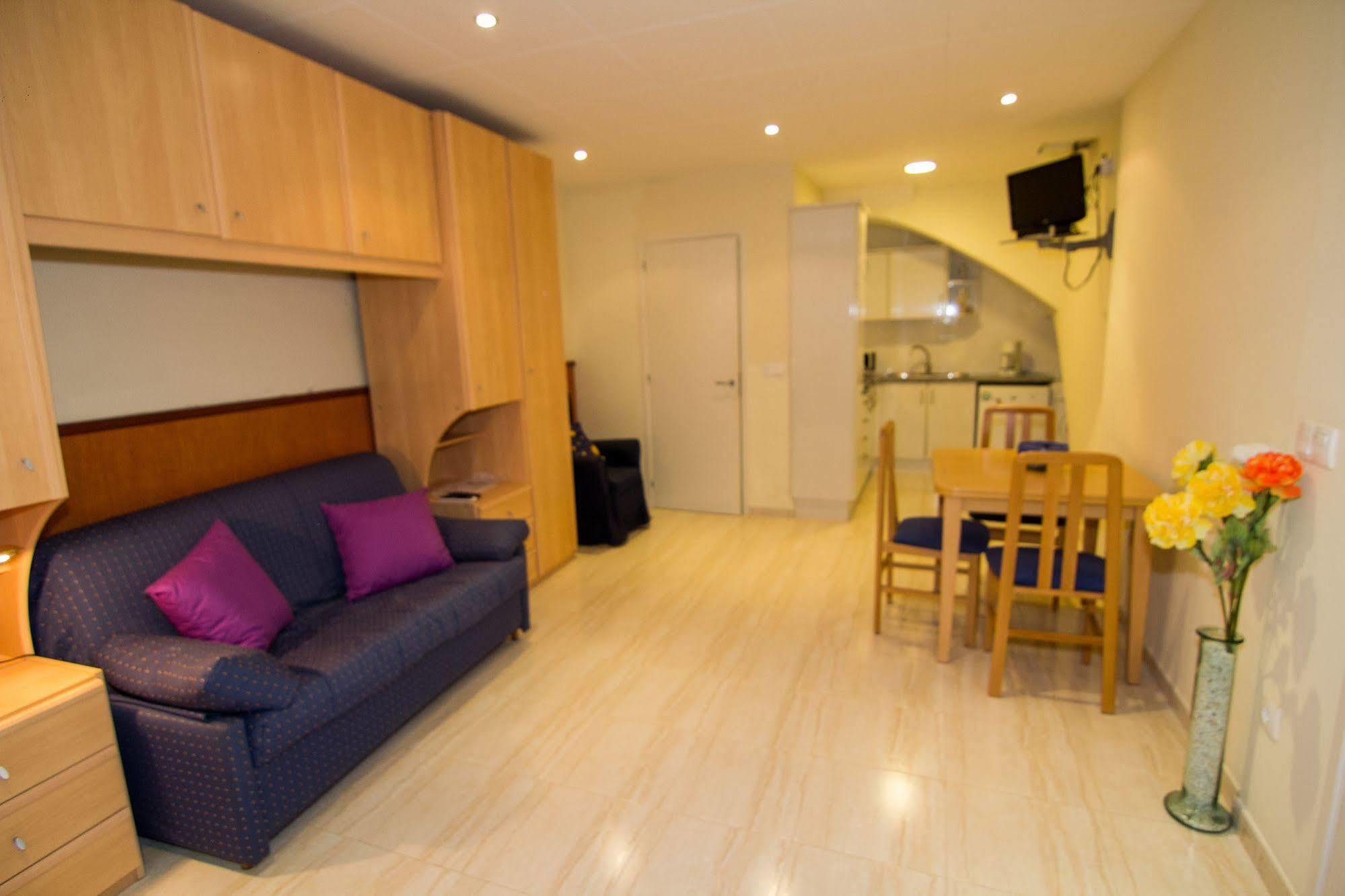 Agi Sant Antoni Apartment โรเซส ภายนอก รูปภาพ