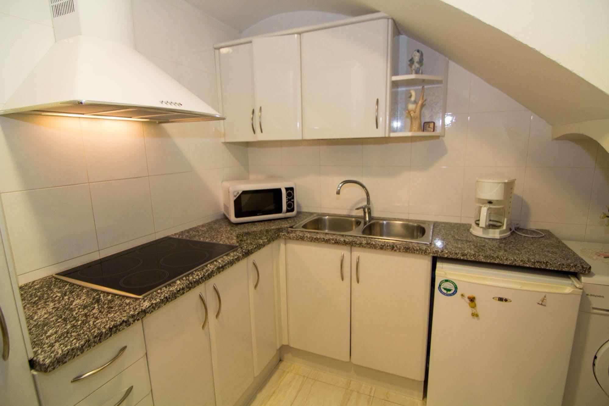 Agi Sant Antoni Apartment โรเซส ภายนอก รูปภาพ